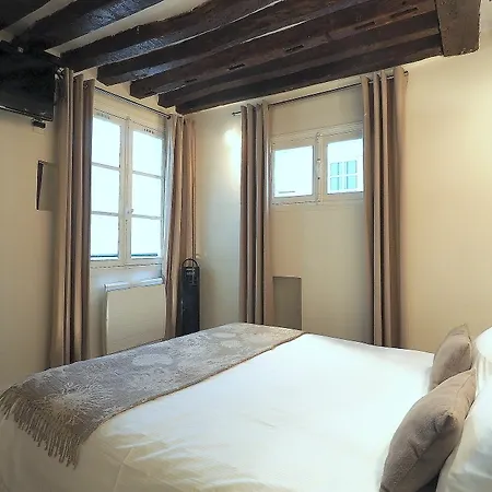 Louvre Parisian ChicSuites Extérieur photo