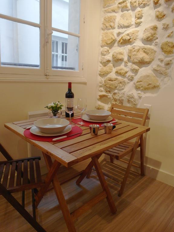 Louvre Parisian Chicsuites Parigi