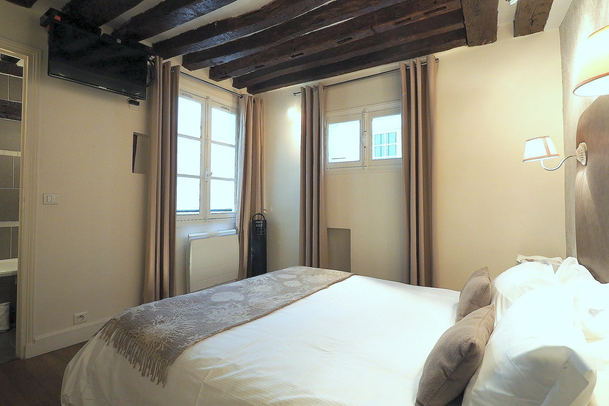 Appartamento Louvre Parisian Chicsuites Parigi